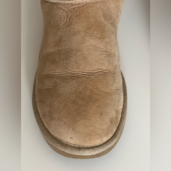 Classic Tall Uggs - Picture 7 of 11